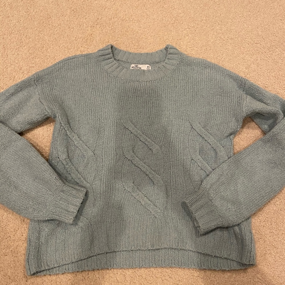 Womens Light Turquoise Canle sweater xs